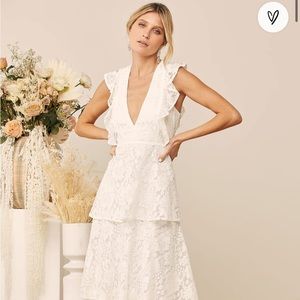 White lace molinetto sleeveless maxi dress
